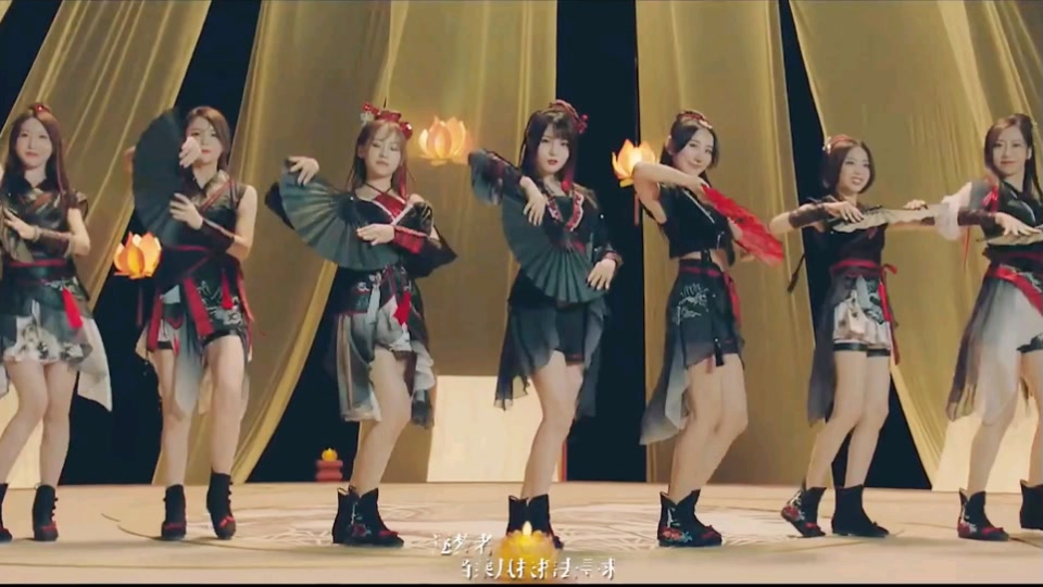扇子舞国风MV千盏舞蹈版