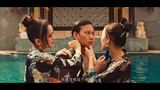 前一秒还左搂右抱,后一秒就躺平死翘翘