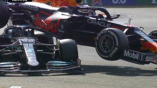 F1 2021意大利正赛,迈凯伦高光时刻,里卡多冠军再现鞋饮,诺里斯亚军,维斯塔潘和汉密尔顿撞车双退