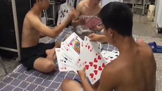《沙雕舍友》
