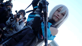 白头小姐姐,这个cosplay角色叫什么???