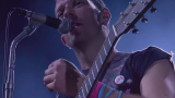 六年前，一个父亲带着自己自闭症的儿子来看Coldplay 的演唱会，并录下了一段视频