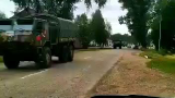 在俄罗斯滨海边疆区移动的中国军队（应该是在军事演习）