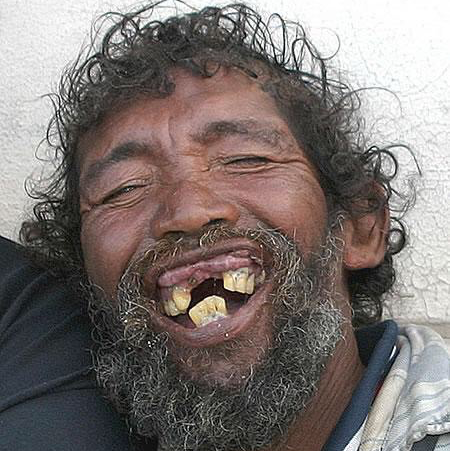 ω?)ノ- ( ゜- ゜)つロ