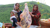伊朗美食|阿塞拜疆乡村美食洋葱炖牛腿肉，美女一家人制作牛肉盛宴款待乡亲们