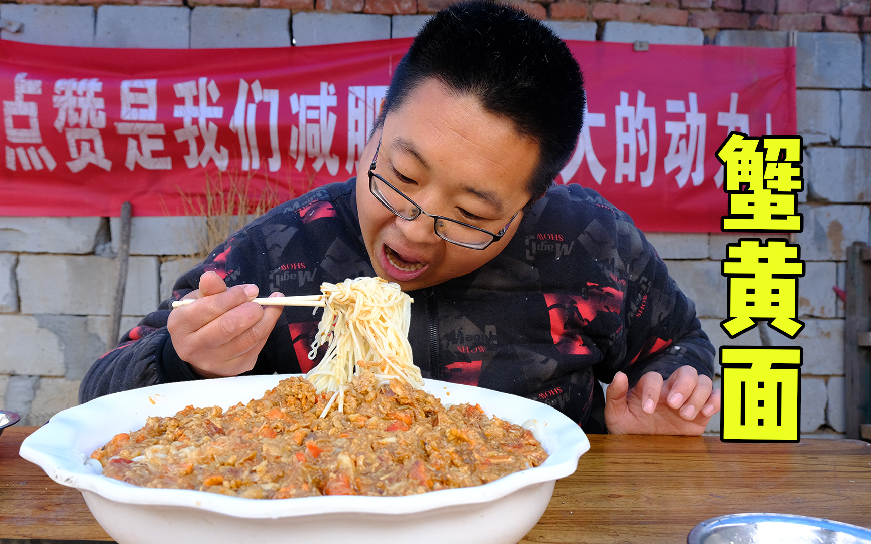 ノ- ( ゜- ゜)つロ