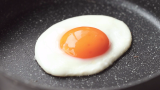 如何做出具有漫画质感的完美煎蛋？实实在在~超详细的教程！