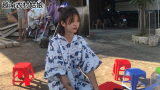 日风越南妹摆摊卖奶茶，她学导游但是不会讲外语！