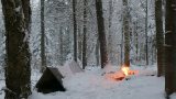 【欧美露营】在暴风雪中独自露营-ASMR版本（Rob Thomson - Brooks & Bir）