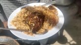 【巴基斯坦街头美食】阿三的手抓饭，巴基斯坦至少用勺子吃