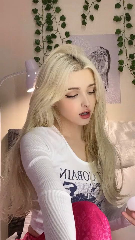 elina琳娜.